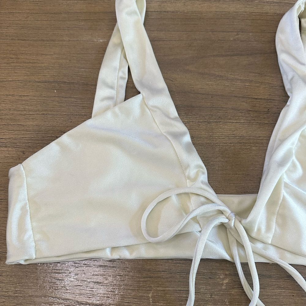 Tularosa Miranda Bikini Top‎ in Ivory xl - Picture 5 of 7